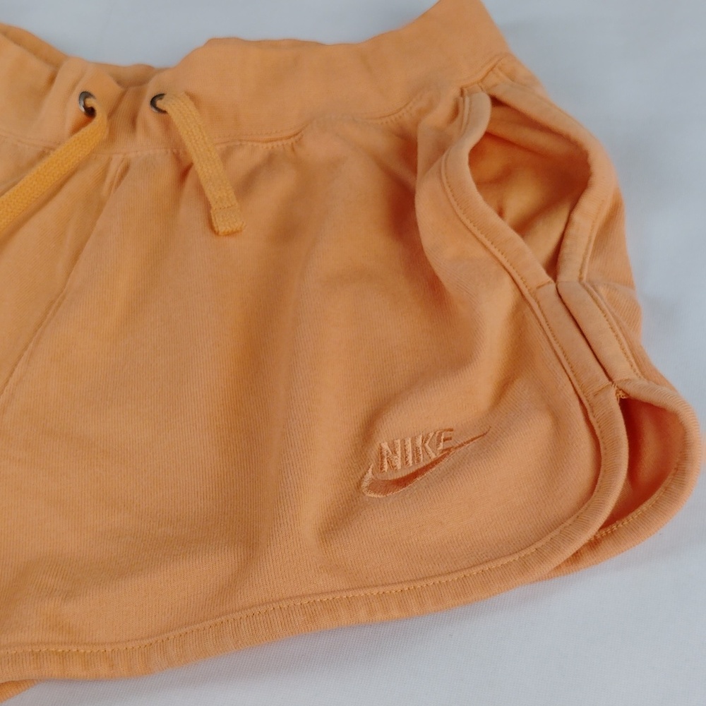 Nike Women's Running Shorts. - Picture 3 of 10